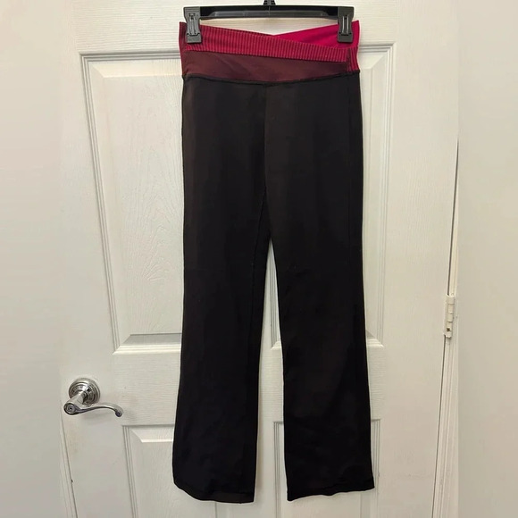 ! Lululemon Astro Pant *Full-On Luon Size 4 - Picture 2 of 5
